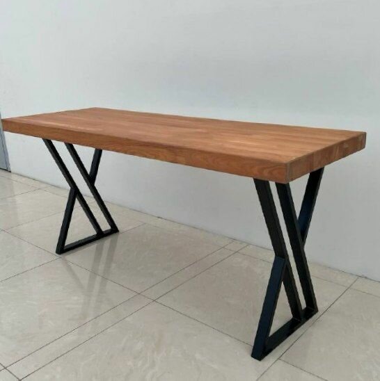 Стол из лиственницы