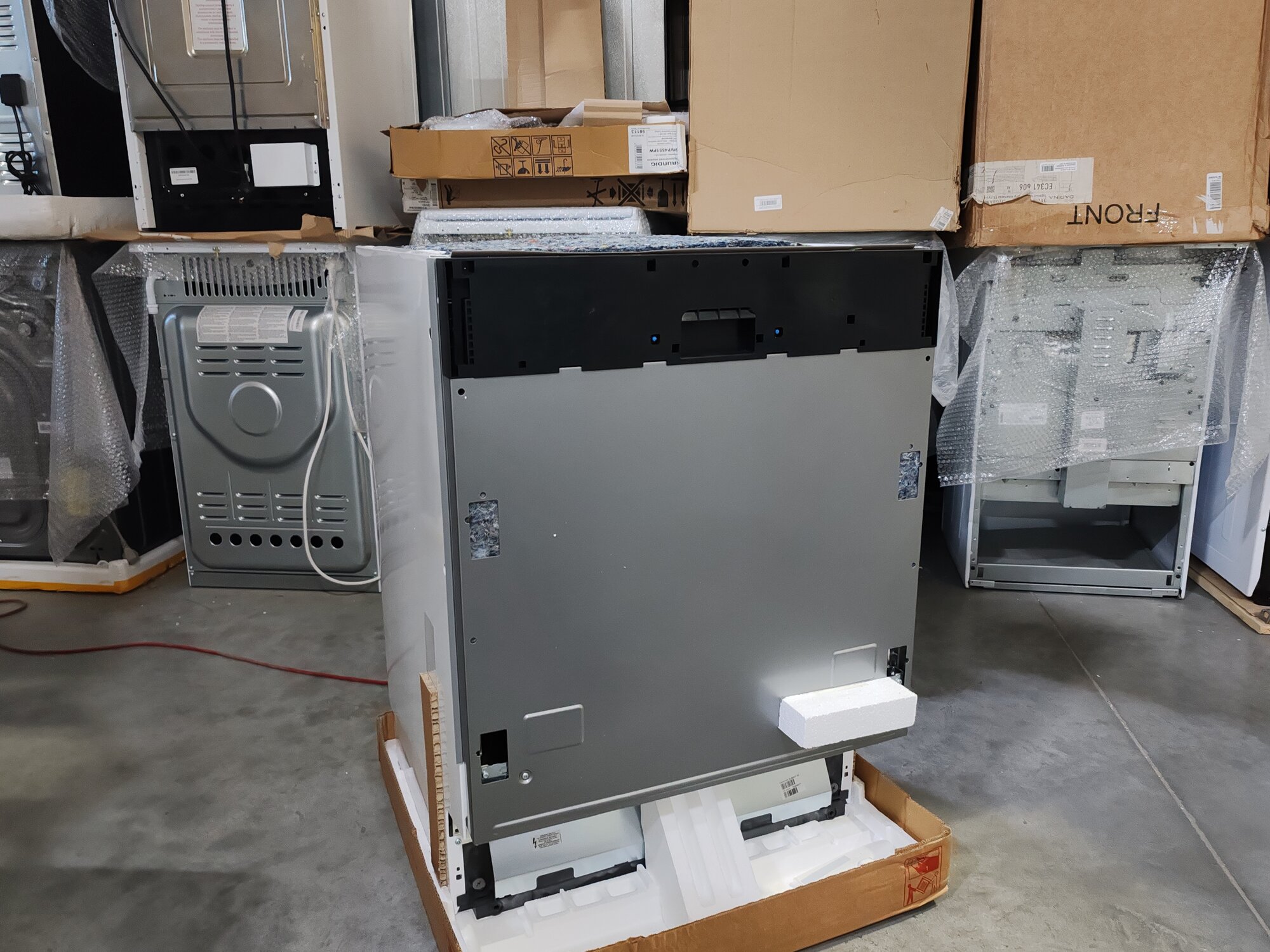 Встраиваемая посудомоечная машина 60 см Beko BDIN16420