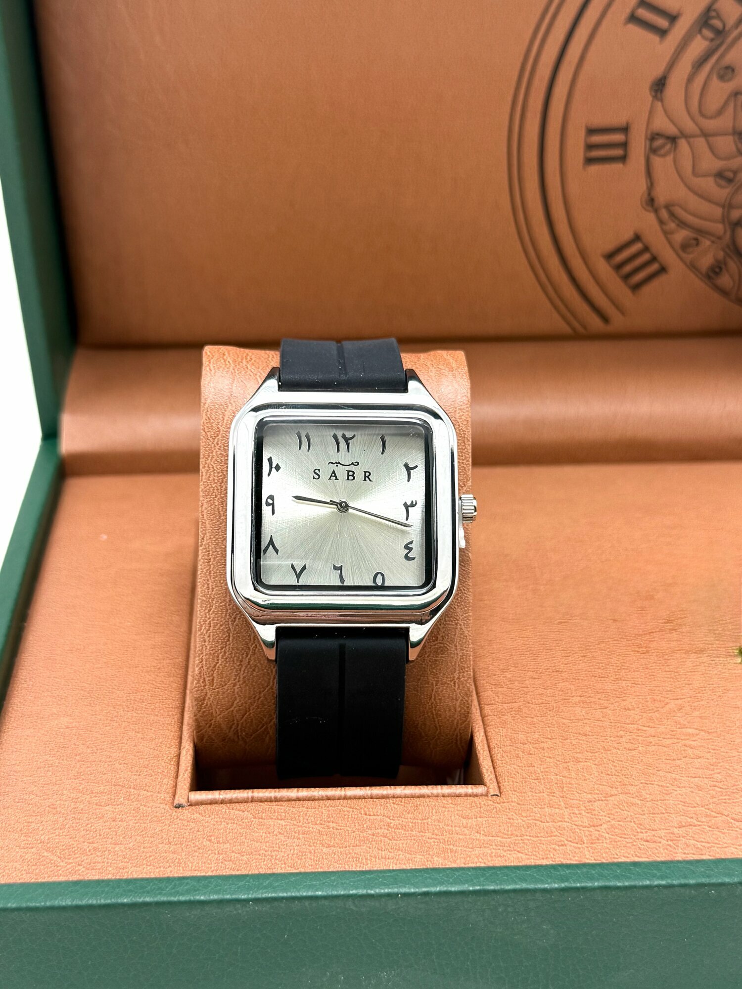 Наручные часы