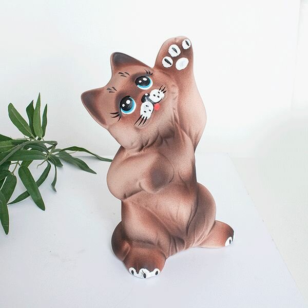 Копилка Кот Мурлыка 25 см коричневый матовый "Перо Павлина"