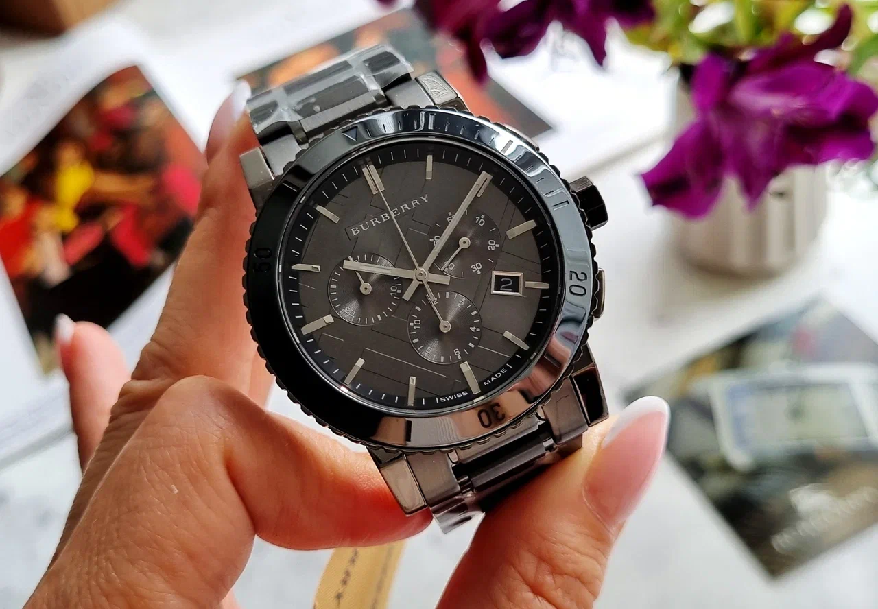 Наручные часы BURBERRY, серый
