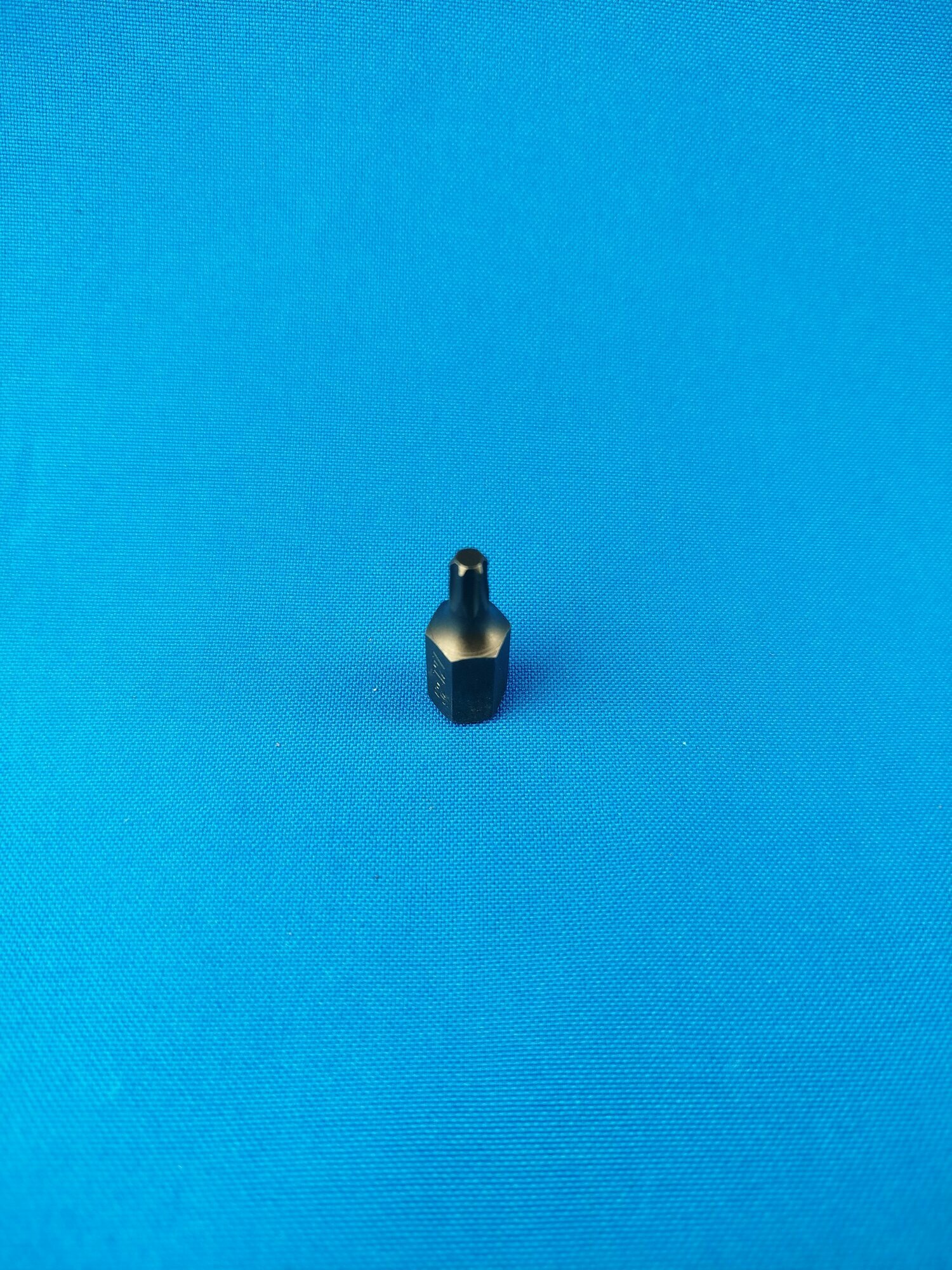Бита-вставка AIRLINE TORX T27H  3 8 30мм звезда