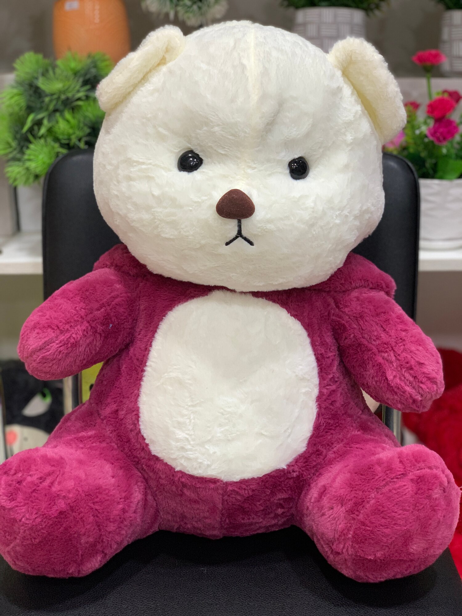 Мягкая игрушка "Медведь с капюшончиком в виде Лотсо", плюш, малиновый — фото 1