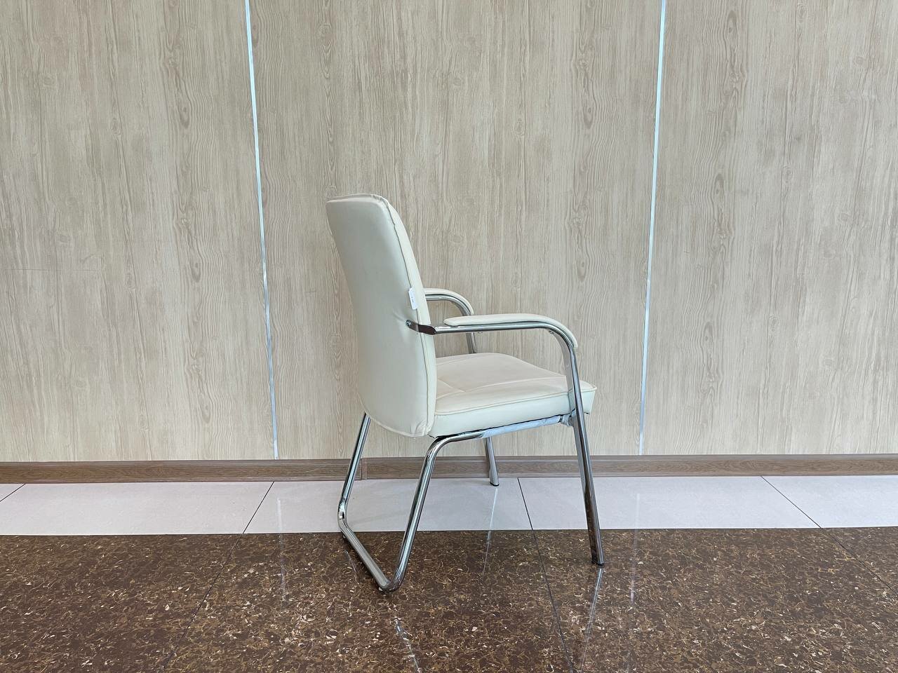 Идеальное, удобное и красивое кресло для дома и работы Model 091-6 White
