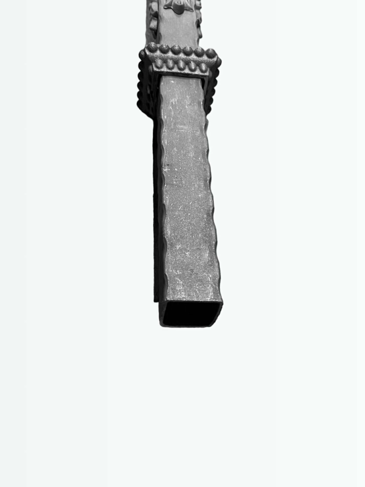 Кованый столб (1255) — фото 1