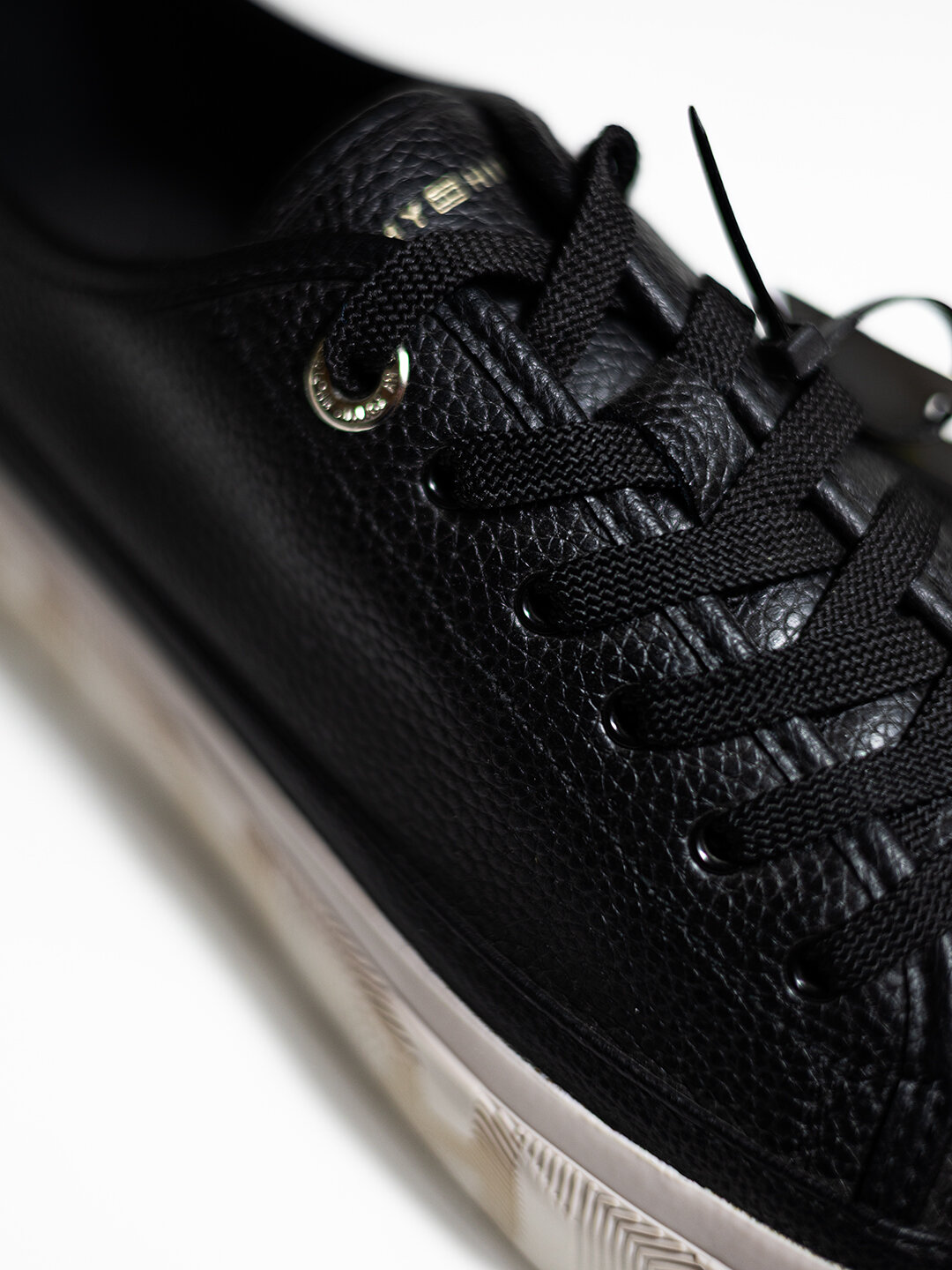 Кроссовки TOMMY HILFIGER geary, полнота F, размер 39, black/white/multicolor — фото 1