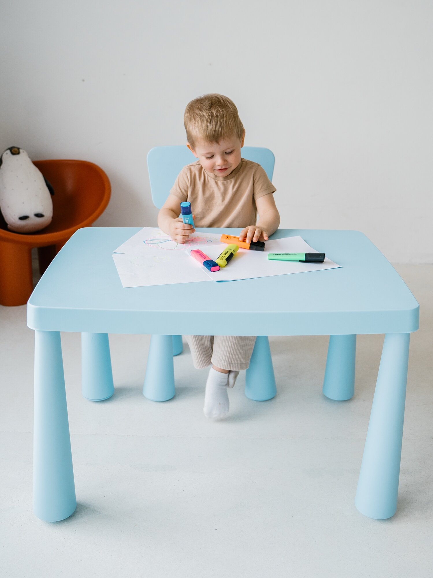 Стол детский BABYROX MINI голубой экологичный пластик скандинавский дизайн