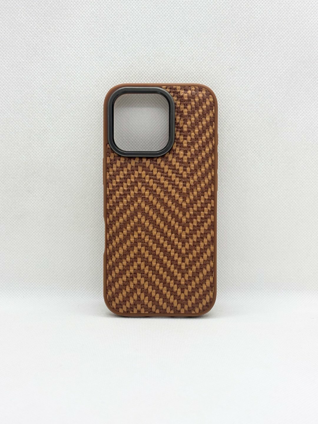 16 pro max rezinoviy chexol — фото 1