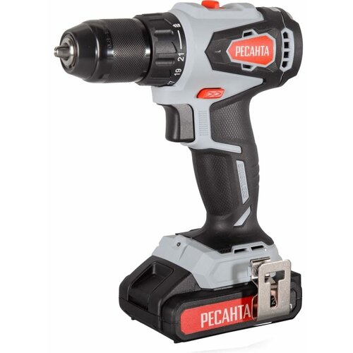Дрель аккумуляторная Ресанта 20В 2Ач ДА-20-2ЛК-Б бесщеточный двигатель 11238₽