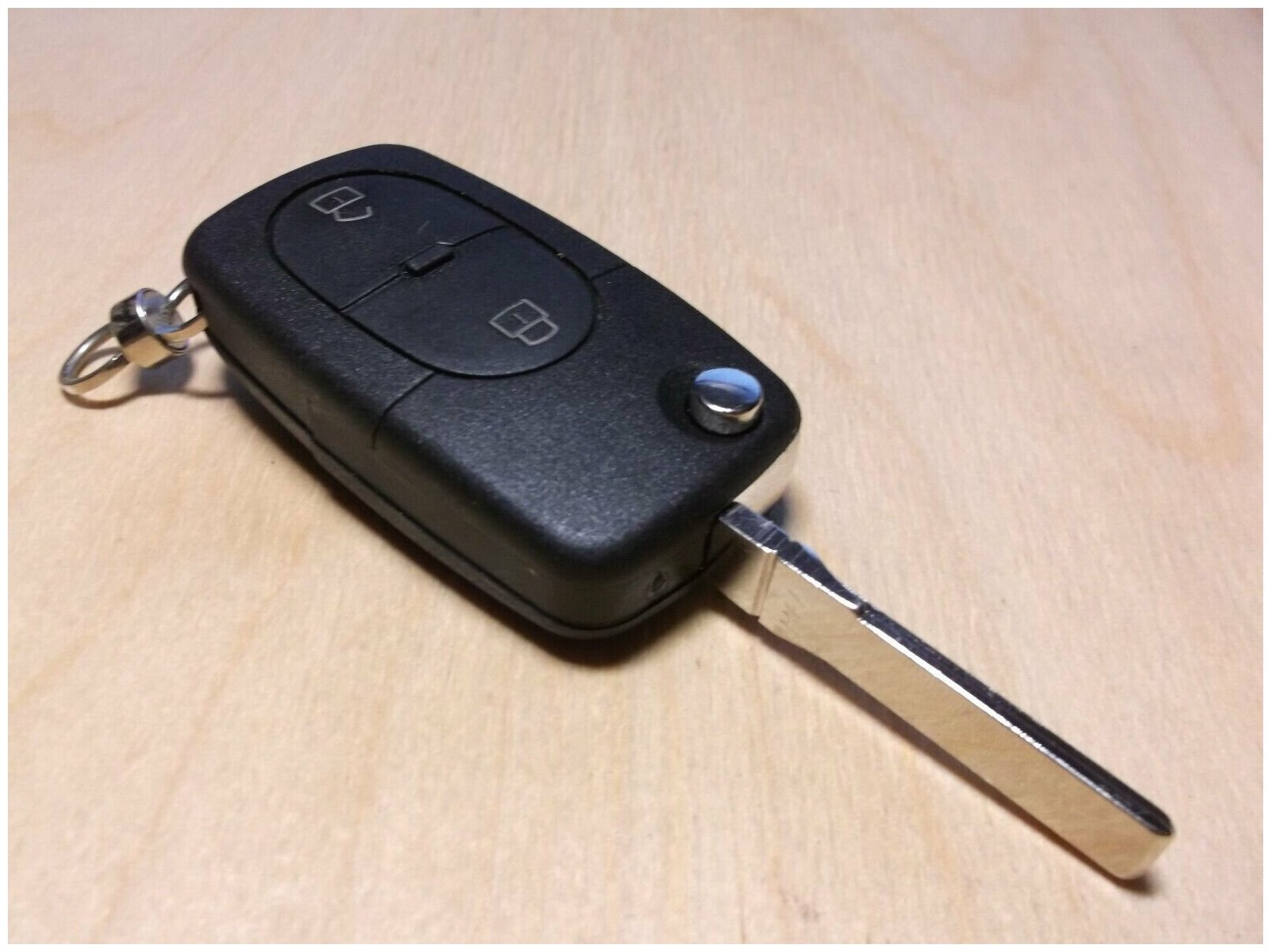 4D0 837 231 Audi восстановленный оригинальный выкидной чип ключ 2 кнопки