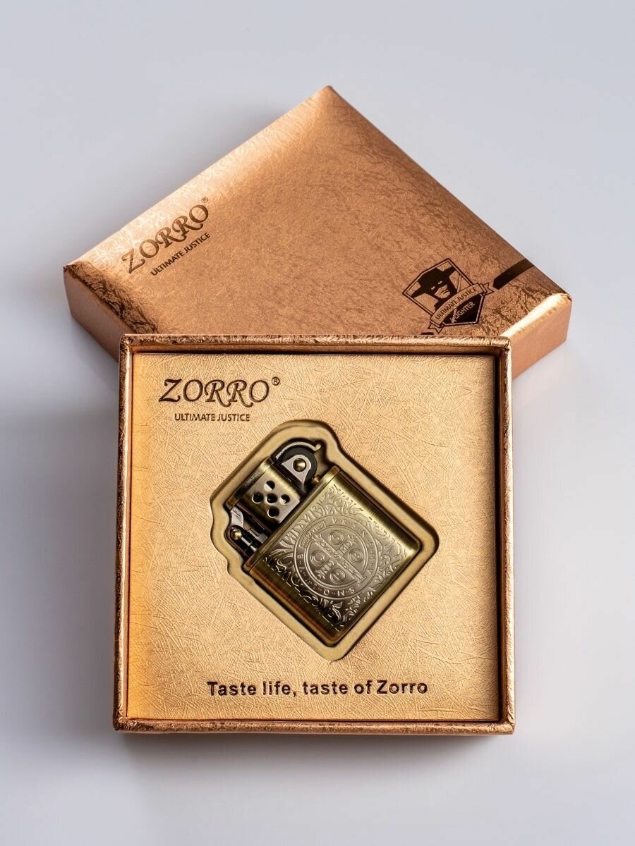 Зажигалка бензиновая подарочная Zorro Contantine - фотография № 4