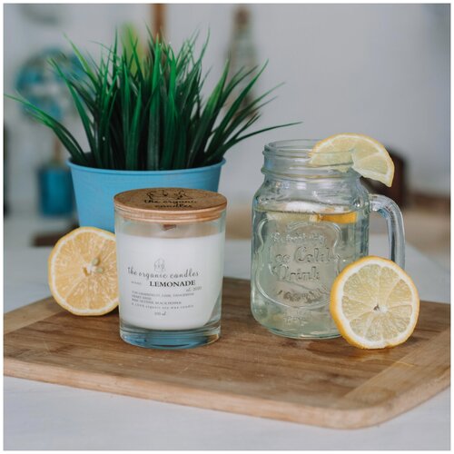 Свеча соевая с деревянным фитилем The Organic Candles Лимонад - Lemonade 200 ml