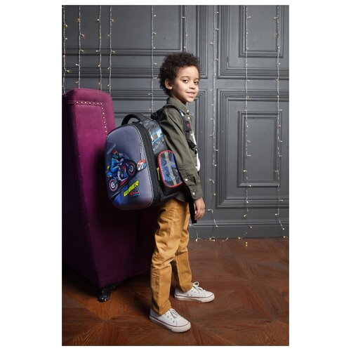 фото Школьный рюкзак hummingbird kids street racing tk70