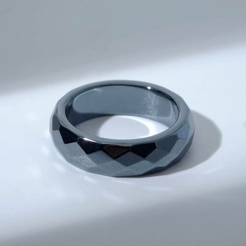 фото Кольцо queen fair, нержавеющая сталь, латунь, размер 18, черный