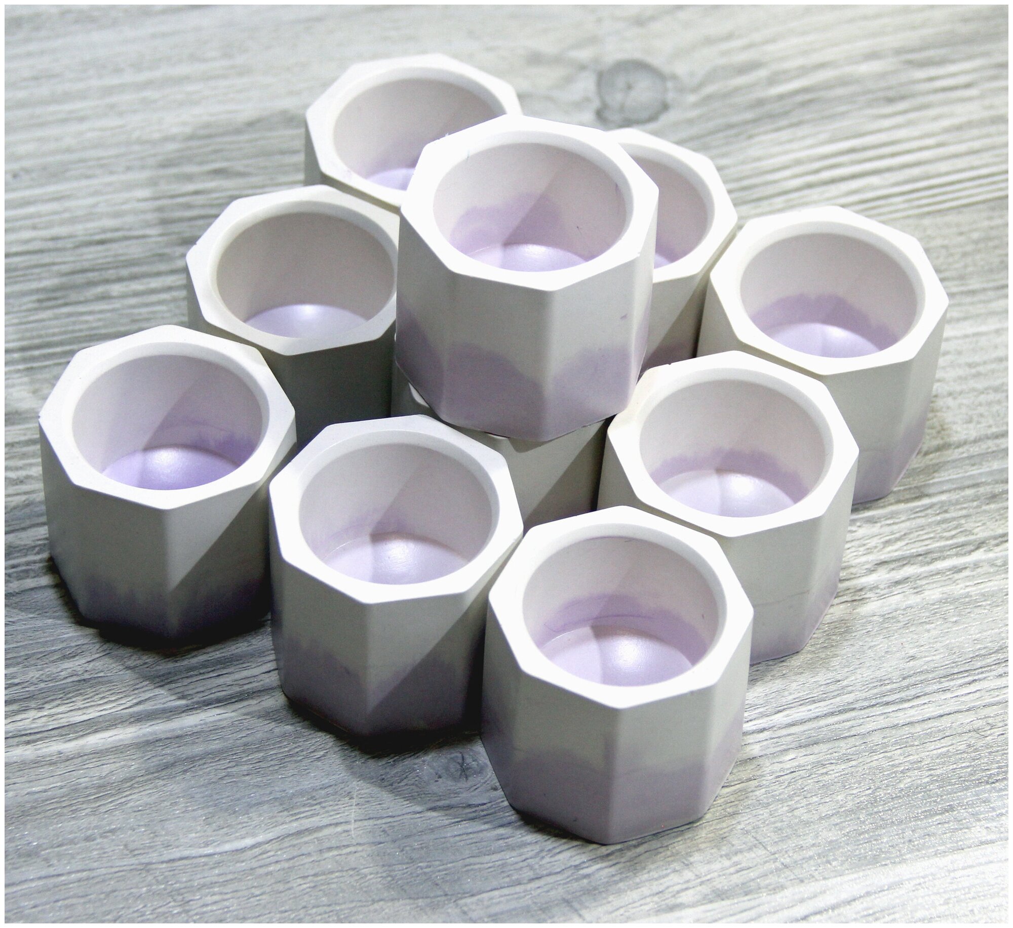 Набор гипсовых стаканов для свечей. Бело-фиолетовый - фотография № 8