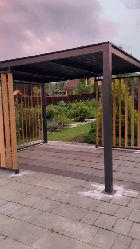 Беседка металлическая LasPergolas "CUBOX", 3x3 м, с крышей и деревянными стенками — фото 1