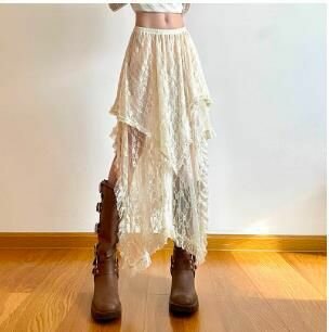 Юбка-халтер из кружева с высокой талией в стиле бохо