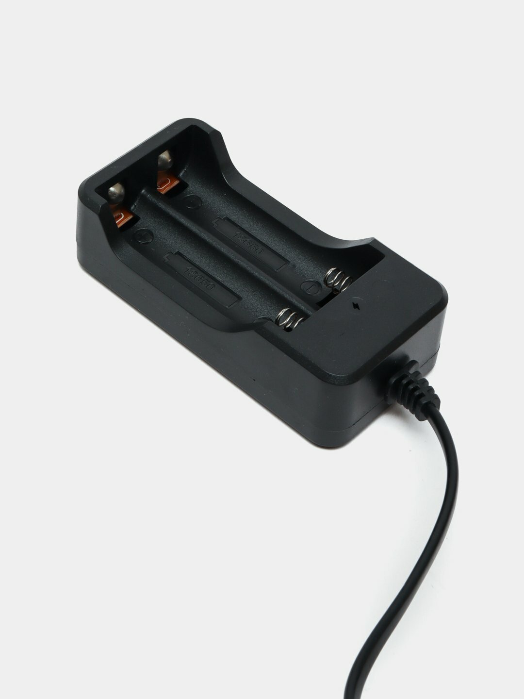 Зарядное устройство MND, 2 слота, автоматическое отключение, защита от переполюсовки — фото 1