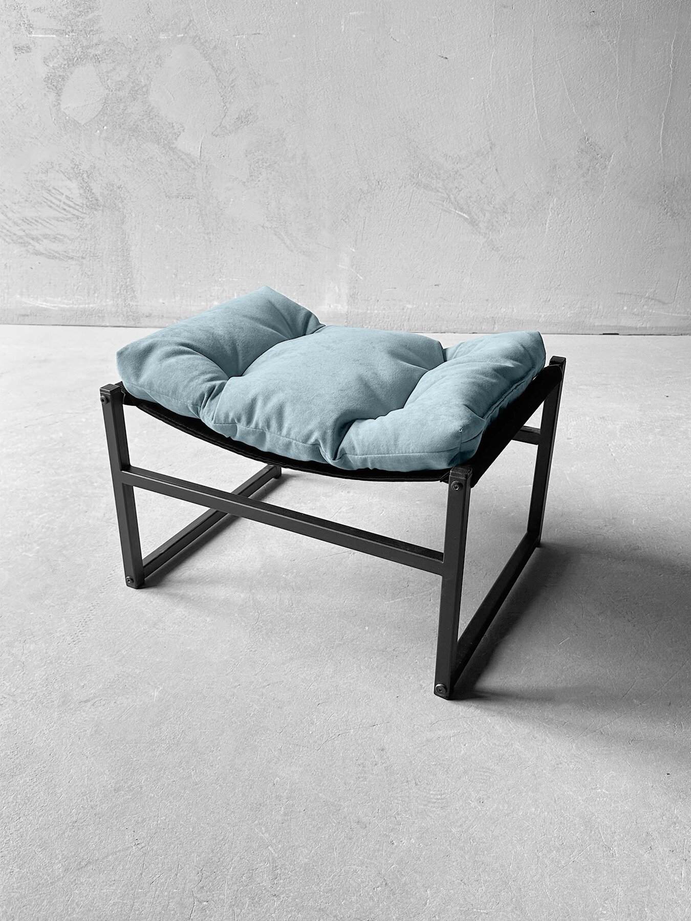 Пуфик под ноги велюр голубой для дома для офиса для кресла уютный стильный компактный