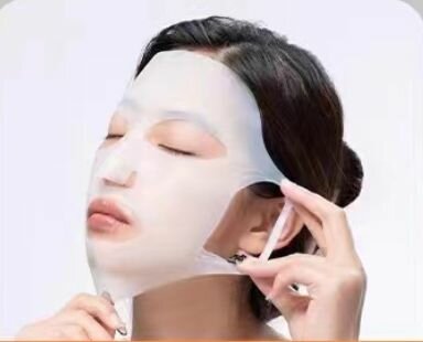 Набор из многоразовой силиконовой маски 1 штук и патчи для лица 1 пара. — фото 1