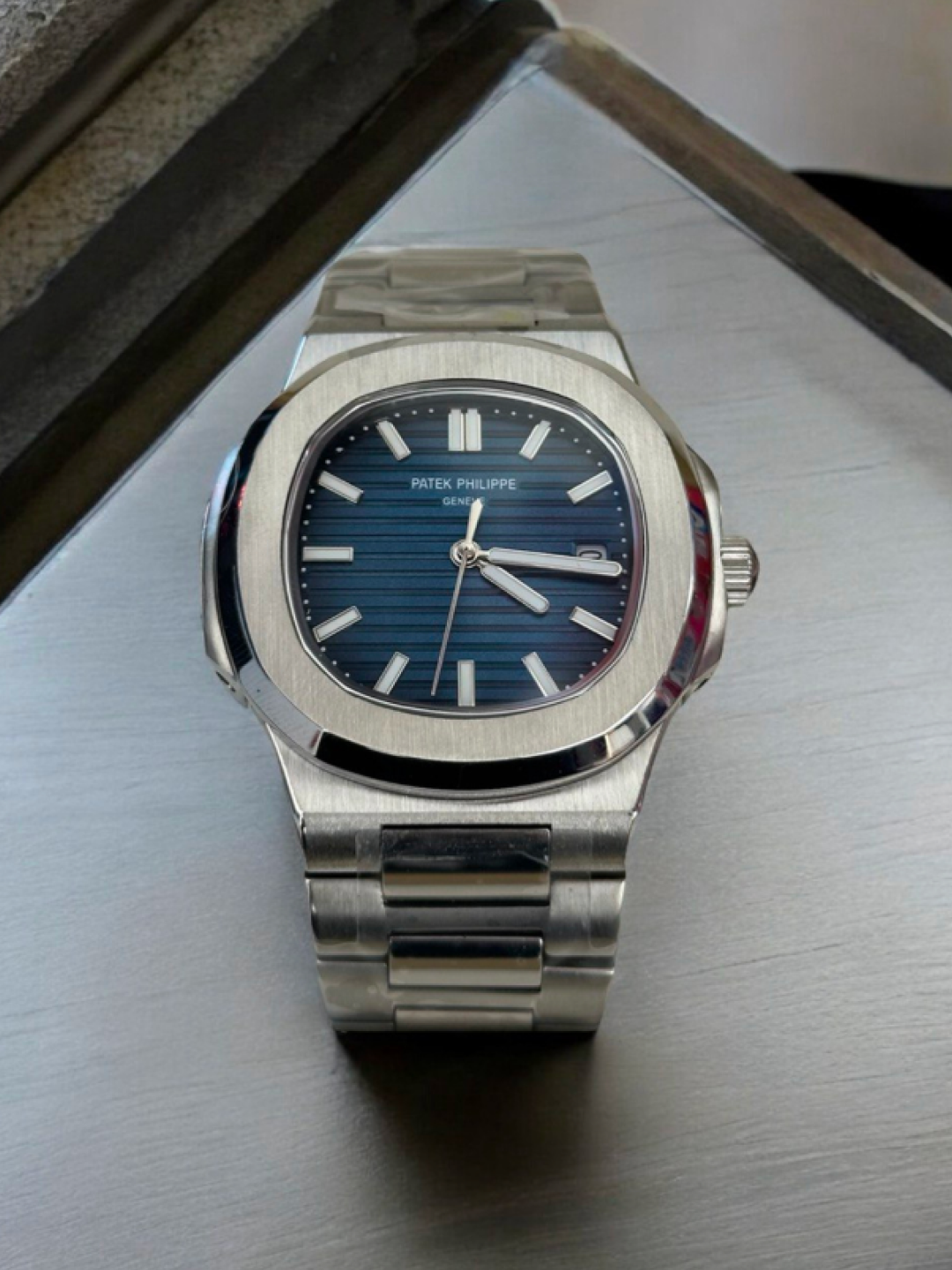 Наручные часы, зеленый — фото 1