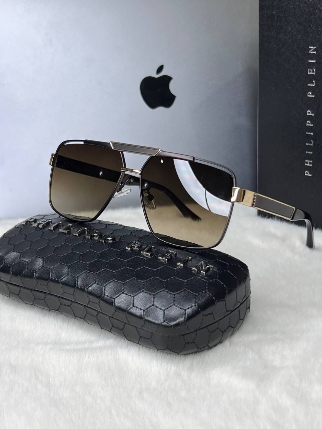 Солнцезащитные очки