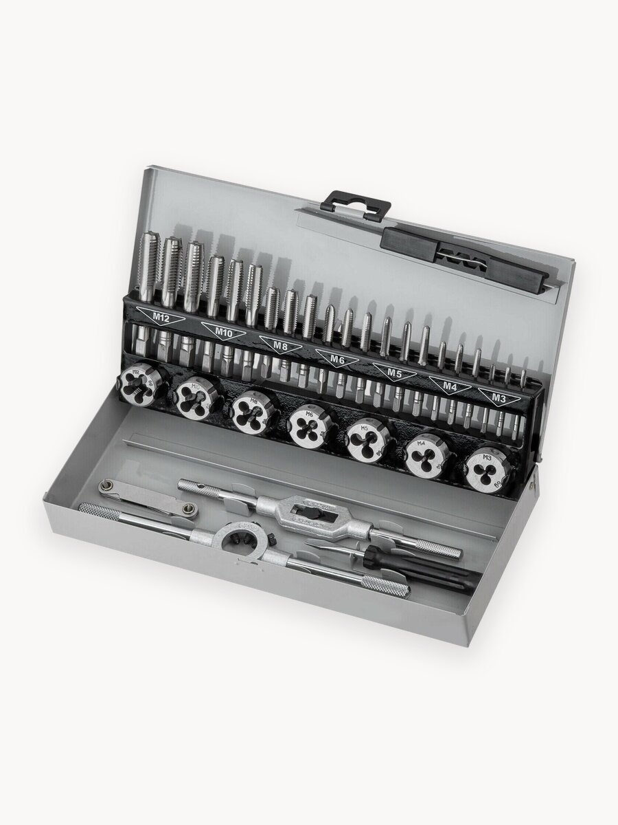 Набор метчиков и плашек для нарезания резьбы STARTUL Master 32 предмета (ST9302)