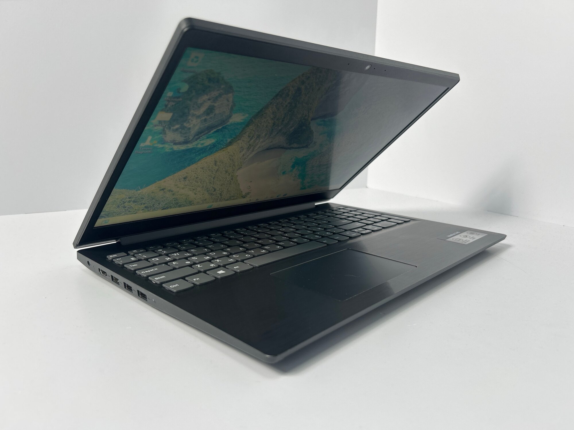 Ноутбук Lenovo IdeaPad S145-15IWL (81MV00HHRU)15.6"/Intel Pentium Gold 5405U/RAM 4 GB/SSD 256GB/Intel UHD Graphics 610/1366*768/TN/Windows 11/Подсветка кл-ры: нет/Черный. Состояние: C1 — фото 1