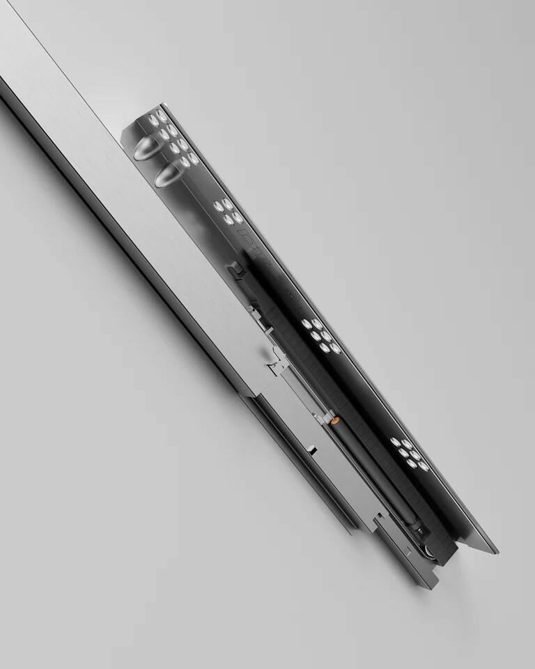 Комплект направляющих Soft-Close скрытого монтажа DTC D-Motion, L 500мм, полного выдвижения с доводчиком, для ЛДСП 16 мм, с 3D регулировкой (2 направляющие + 2 фиксатора) 1 ком.