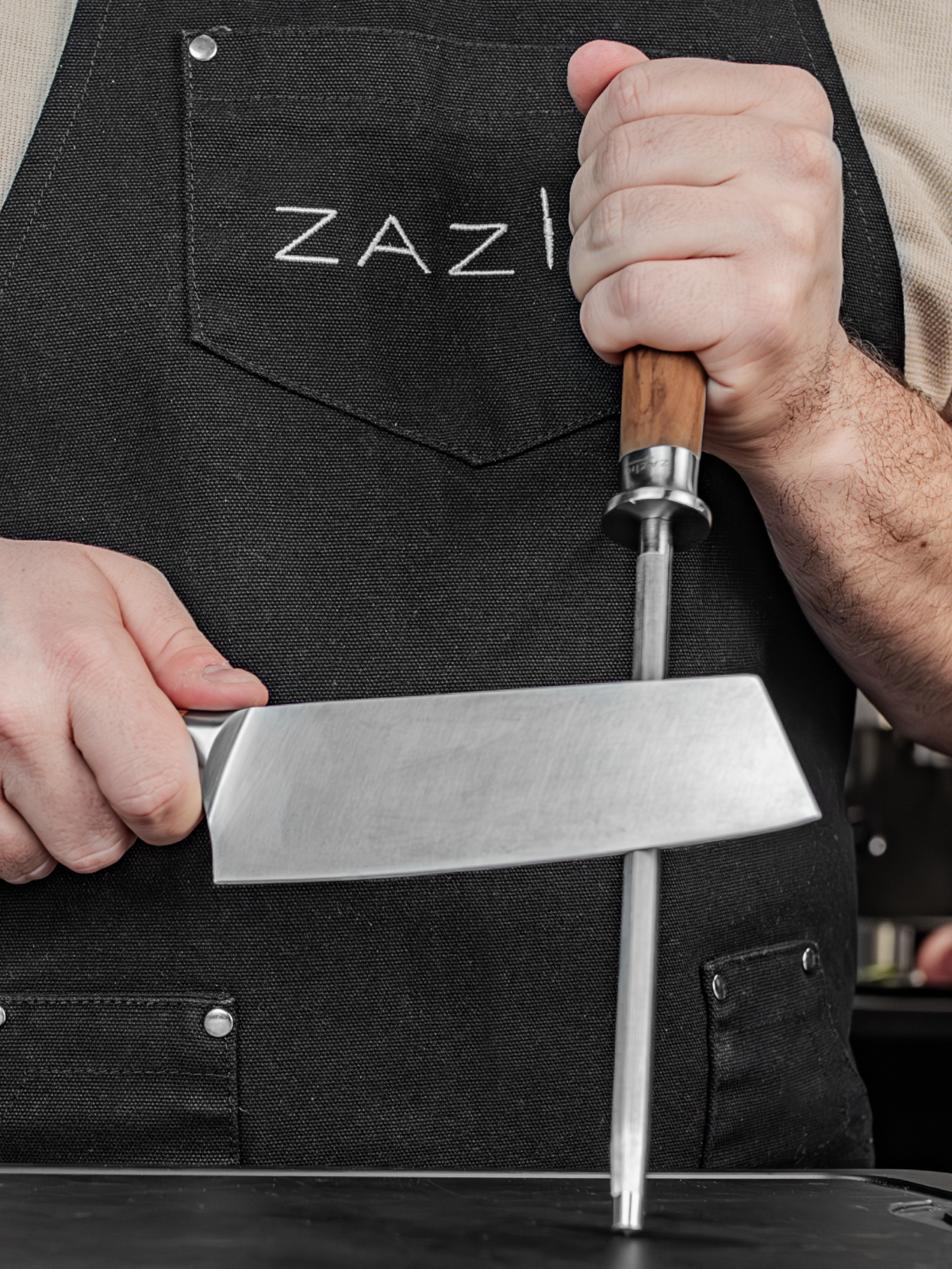 Мусат для кухонных ножей Zaziki Invidia профессиональный, точилка стальная, ручная домашняя — фото 1