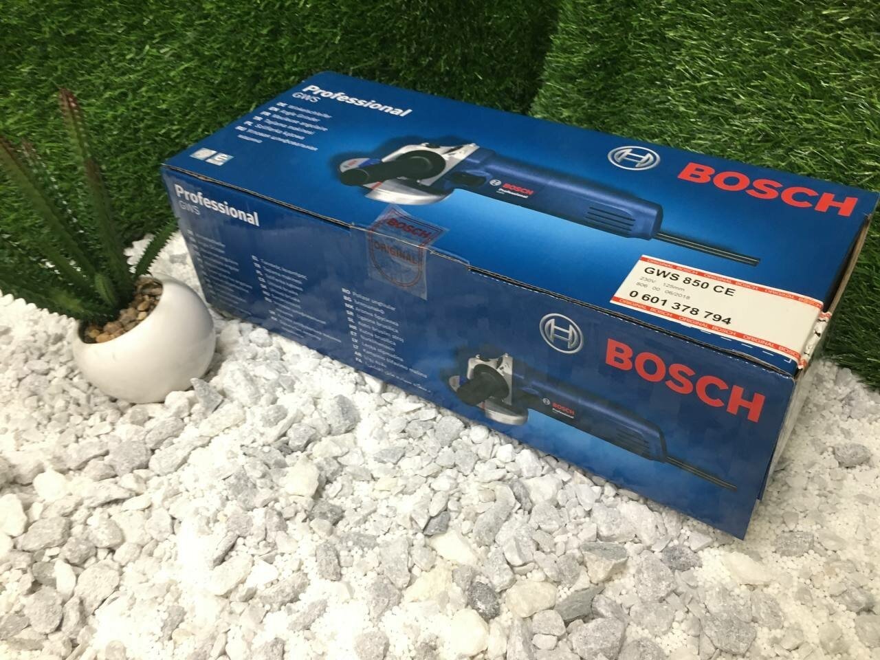 УШМ BOSCH GWS 850 CE, 850 Вт, 125 мм - фотография № 7