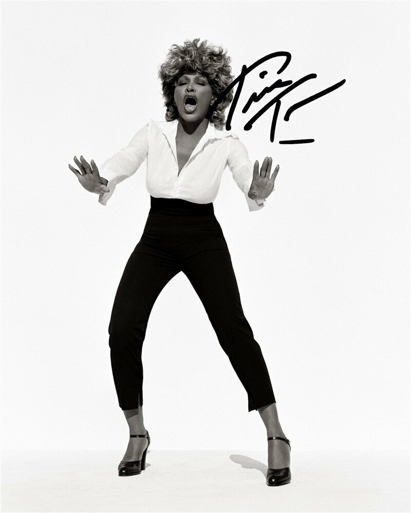 Автограф Тина Тёрнер - Автограф Tina Turner Singer - Фото с автографом Подписанная фотография Автограф знаменитости Подарок Автограмма Размер 20х25 см