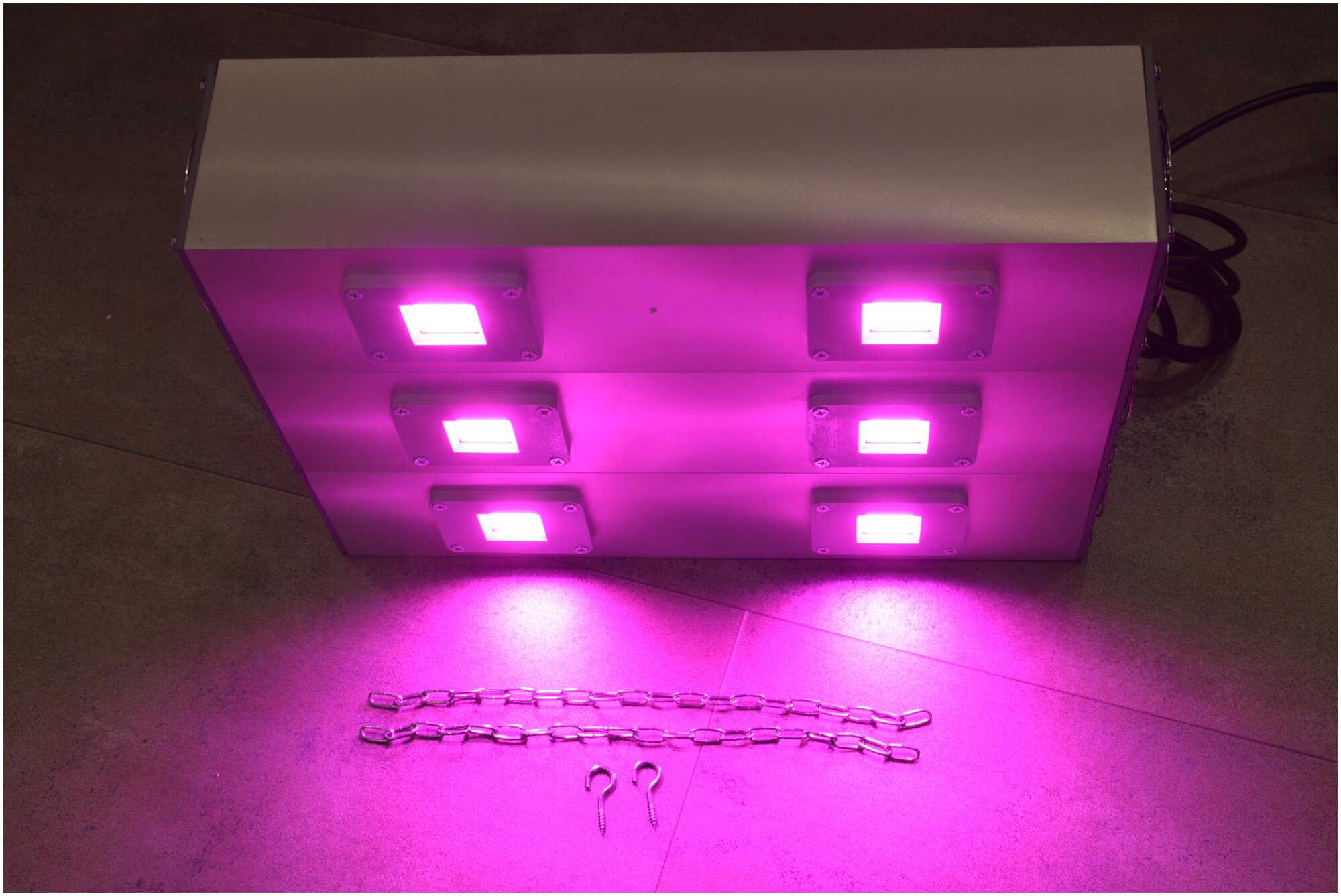 Светильник светодиодный полного спектра для гроубоксов и теплиц "Нембус" 300Вт, 40 см - фотография № 1
