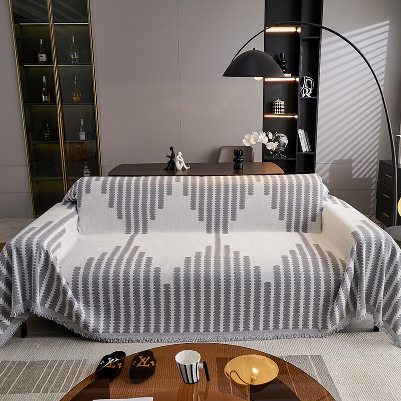 Покрывало декоративное на диван, серый с узором, мягкое, 180×130 см