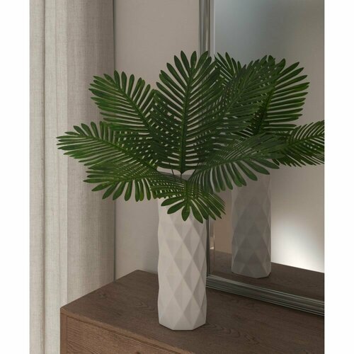 Искусственная ветка Пальмы высота 53 см 435₽