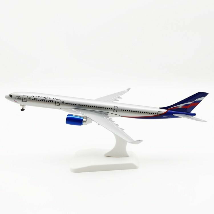 Металлическая модель самолета AIRBUS A 330 AEROFLOT с шасси