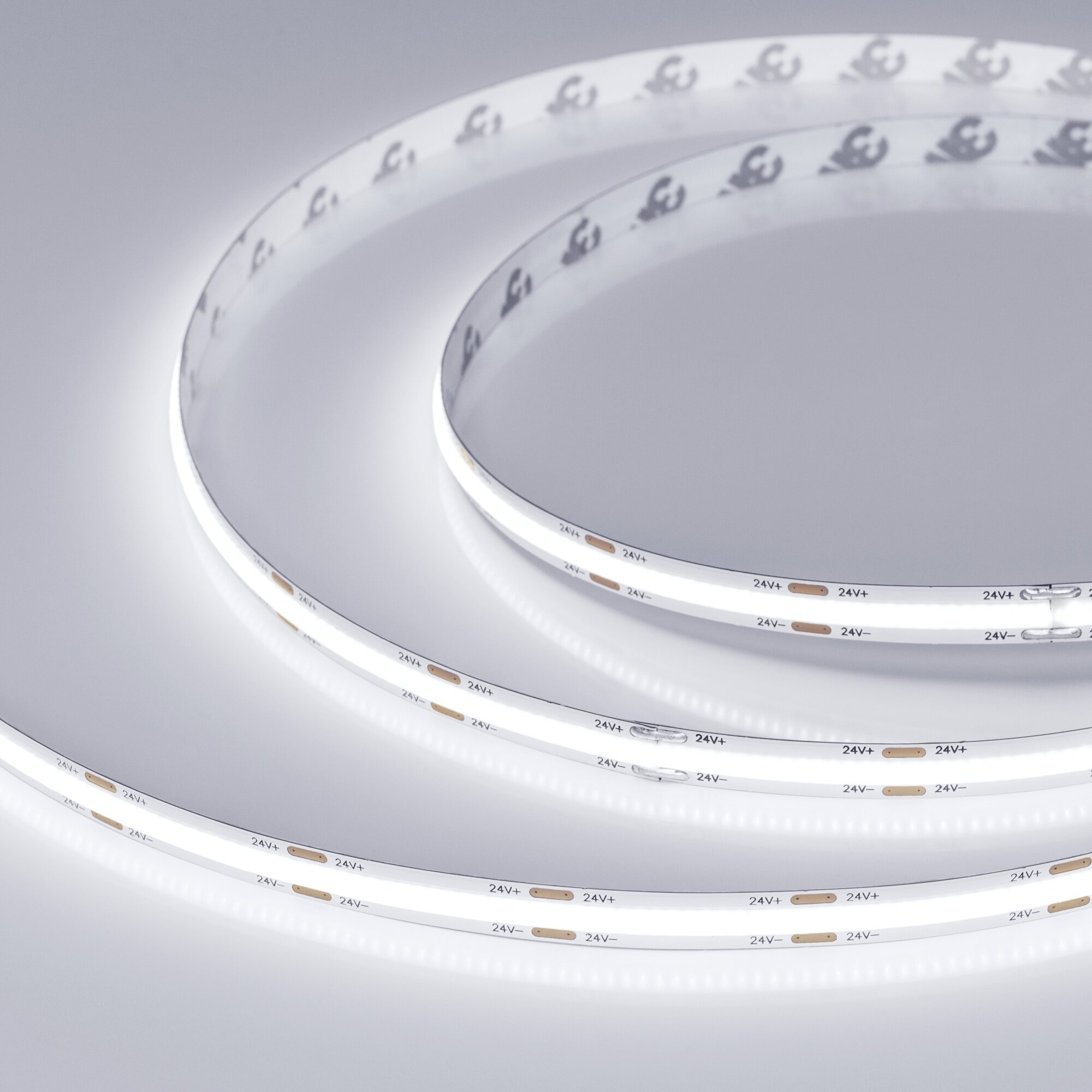 031906(1) Светодиодная Лента герметичная COB-NANO-X544-8mm 24V White6000 (11.5W/m, IP65, CSP, 5m) (Arlight, -)