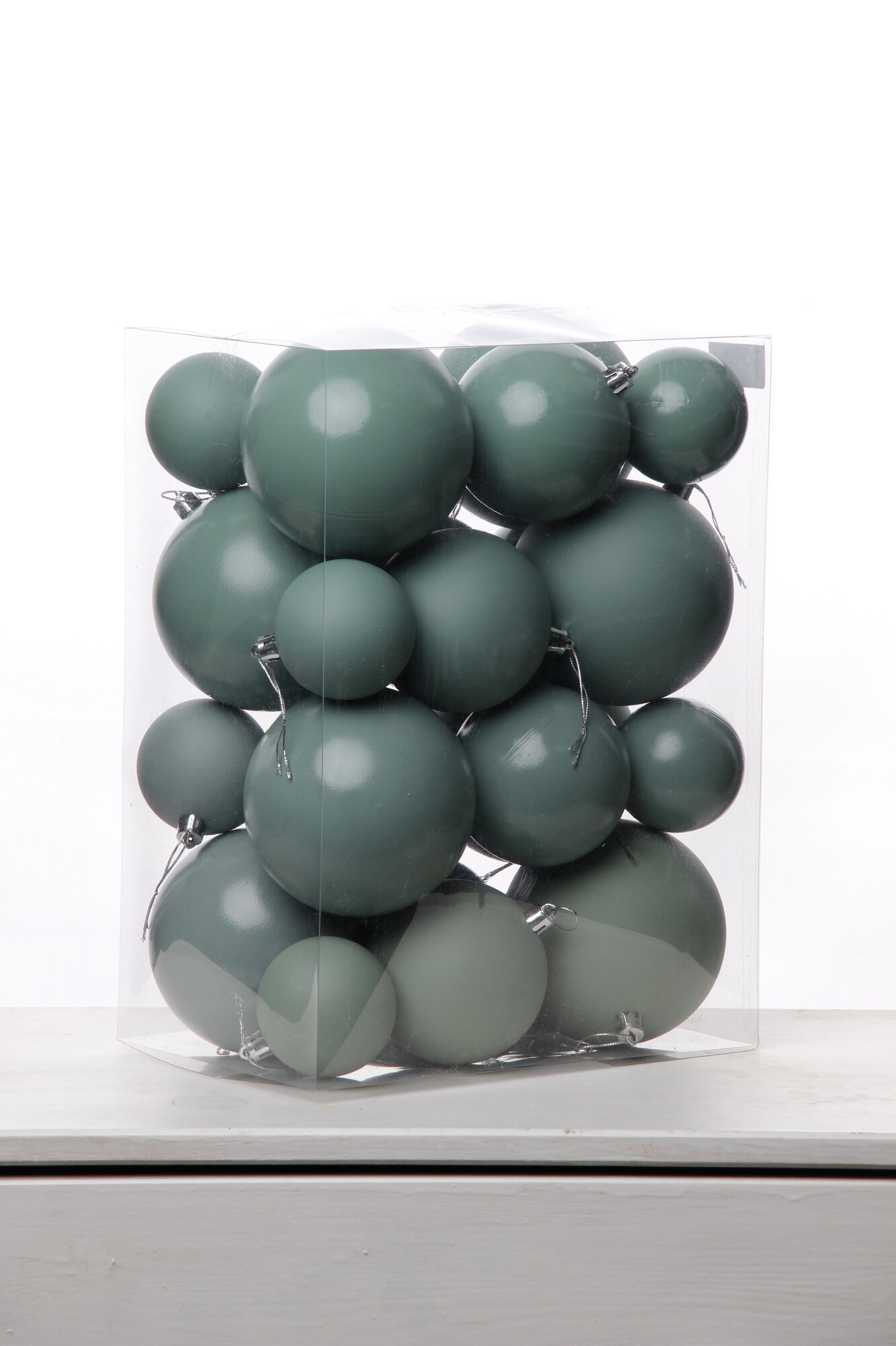 Шар на елку 6,8,10см, набор шаров 24шт, новогодние, серый/синий/голубой, Crystal Trees