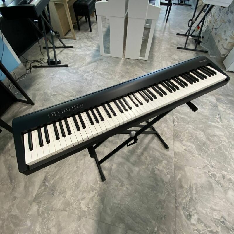 Цифровое фортепиано Roland - фото №9
