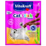 Лакомство для кошек Vitakraft Cat Stick mini Палочки курица и травы - изображение