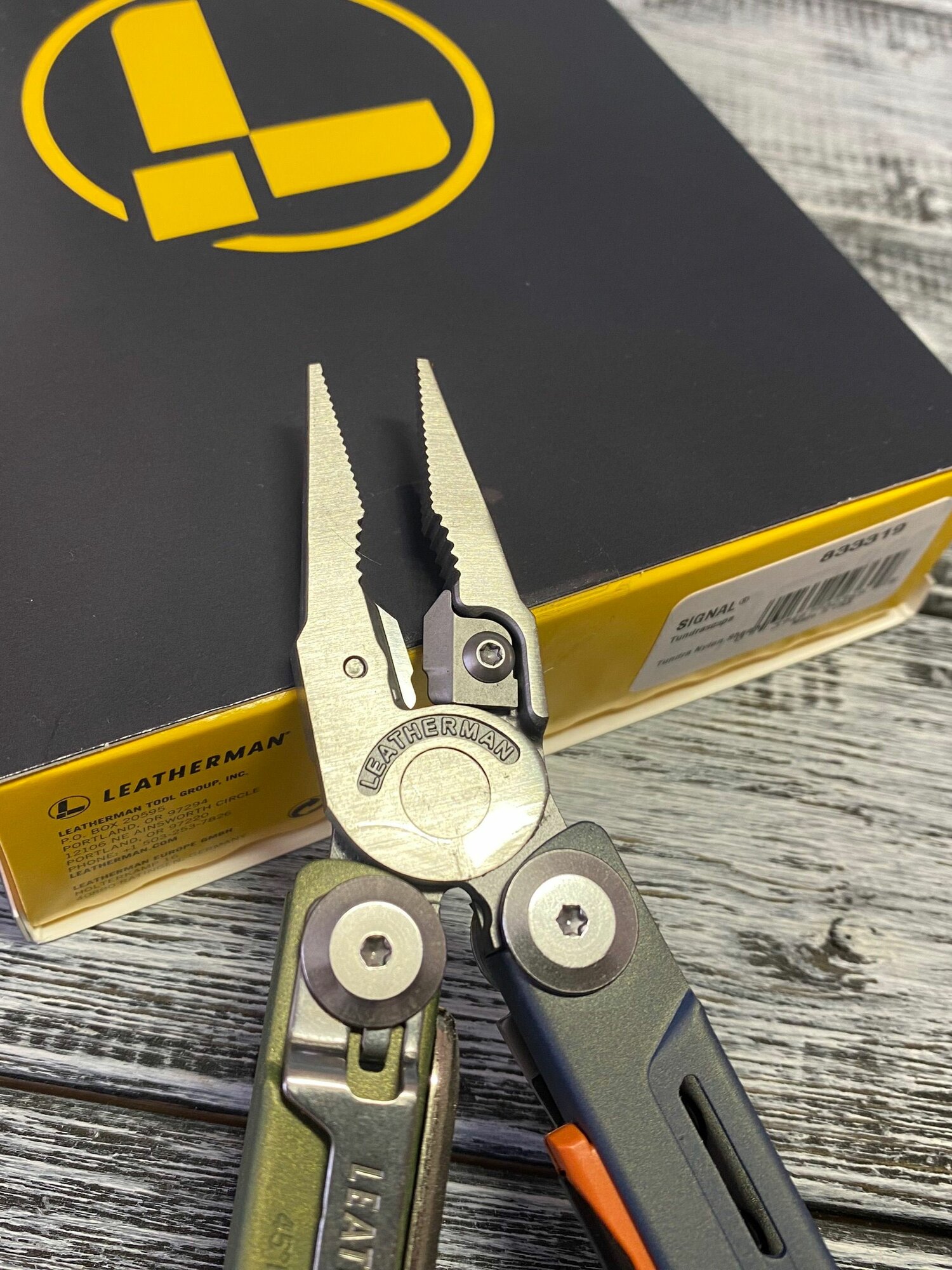 Мультитул Leatherman Signal Tundrascape — фото 1