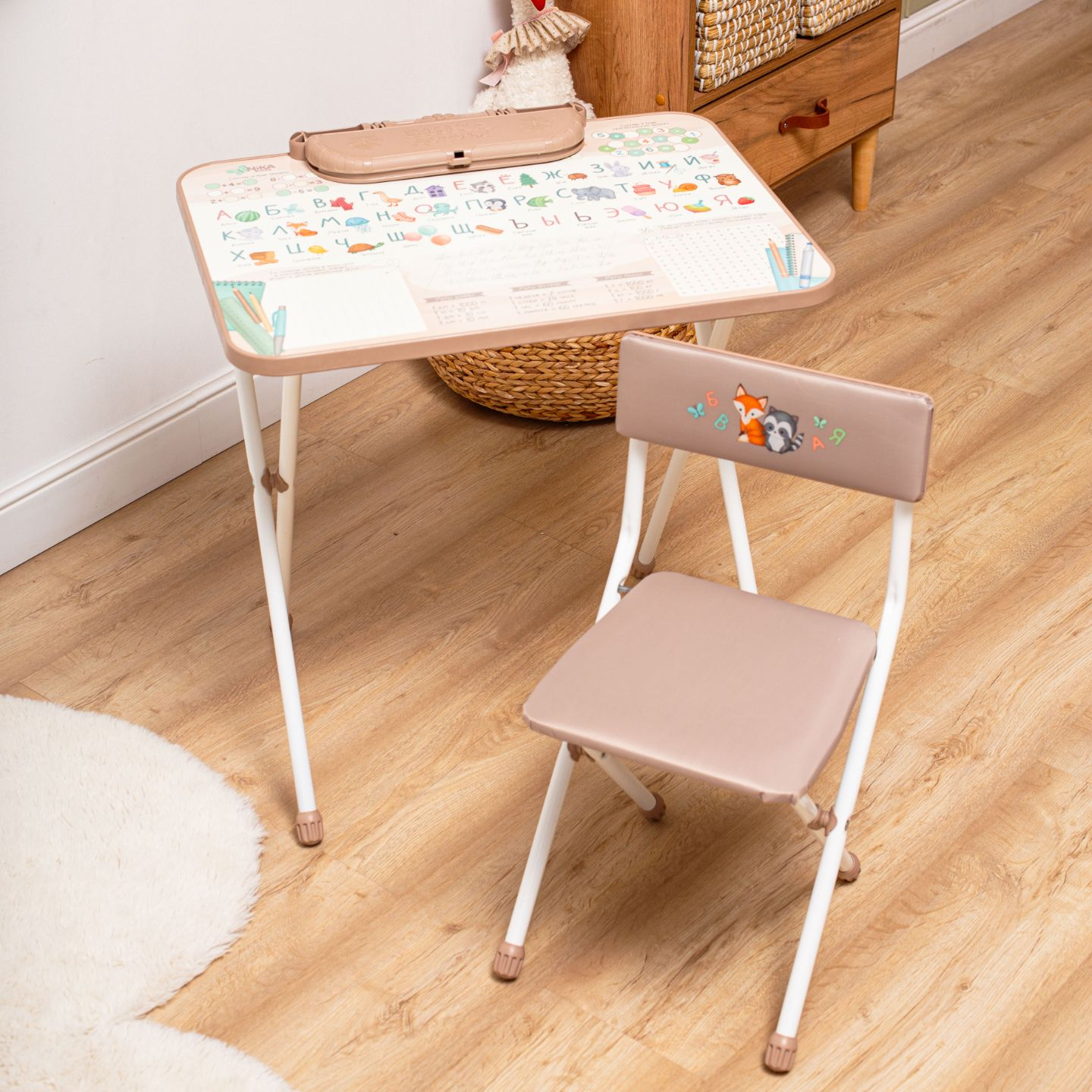 Комплект Nika "Познайка" для мальчиков и девочек стол и стул бежевый ЛДСП/металл
