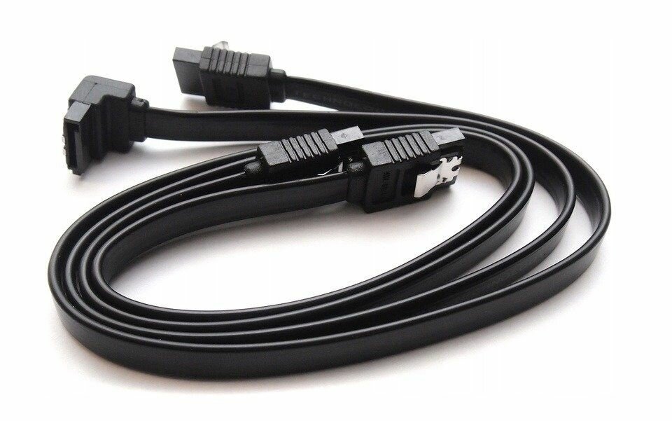 SATA III - кабель черный под системный блок компьютер игровой
