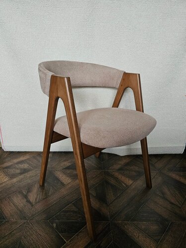 Изображение товара Обеденный стул "SKANDI" - массив дерева бук, тонировка орех, ткань шенилл.