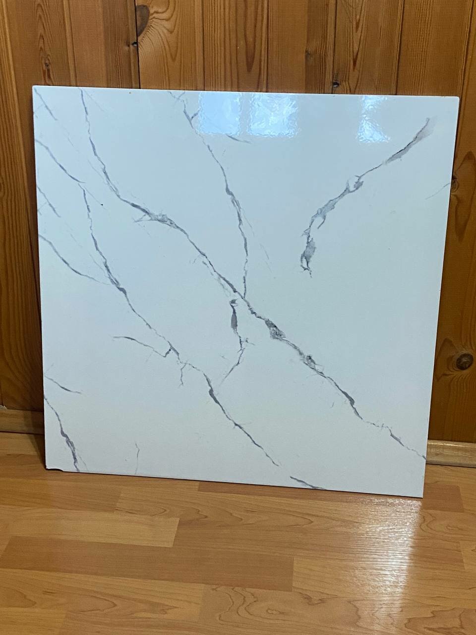 Керамический гранит Carrara Grey Pol, 600x600, производство Иран, 1 упаковка - 5 плиток