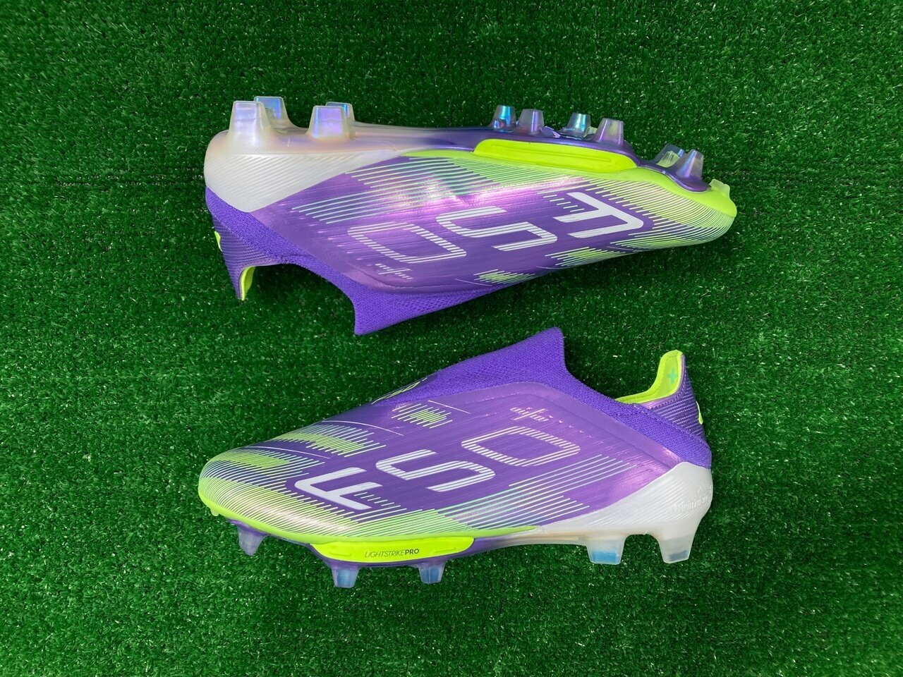 Бутсы adidas, размер 45 ( 29 cm ), purple