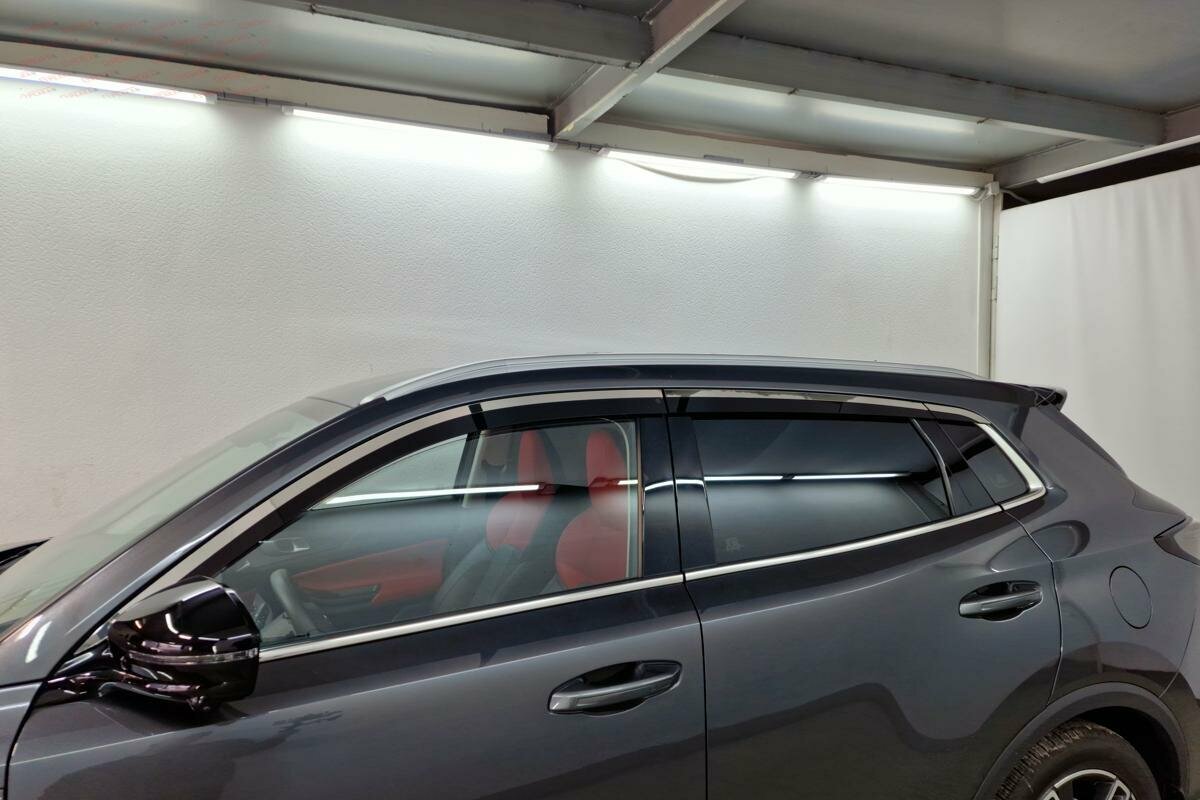 Дефлекторы 2D для CHANGAN CS55 Plus 2021- (II) / UNI-S 2024- (I), 6шт, с хромом — фото 1