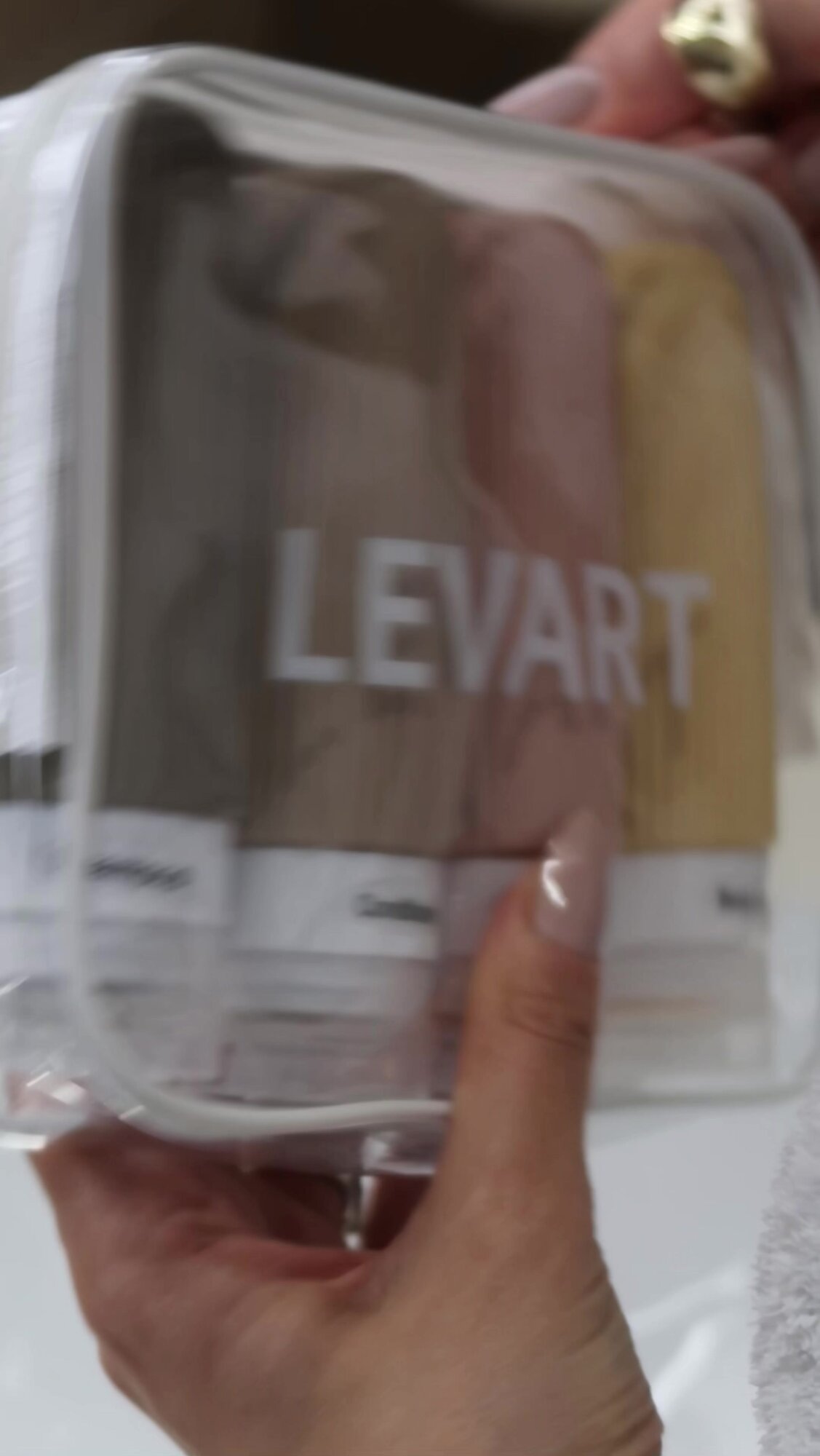 Дорожный флакон LEVART 