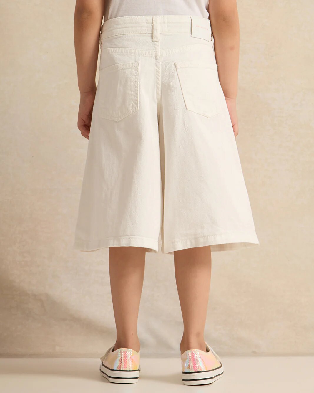 Шорты REDTAG, размер 4-5 лет, белый — фото 1