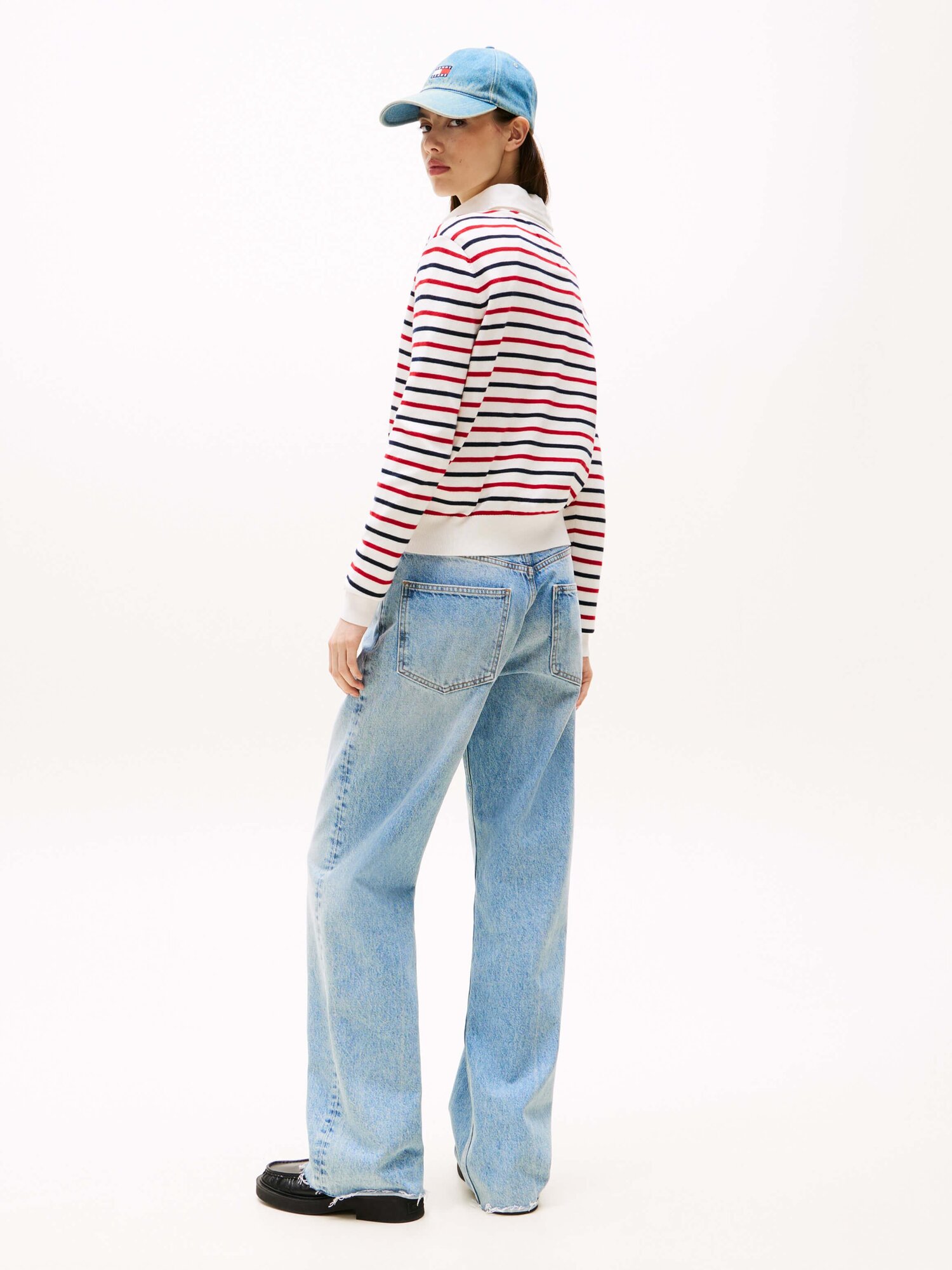 Джемпер Tommy Jeans, размер S, белый/красный/темно-синий — фото 1